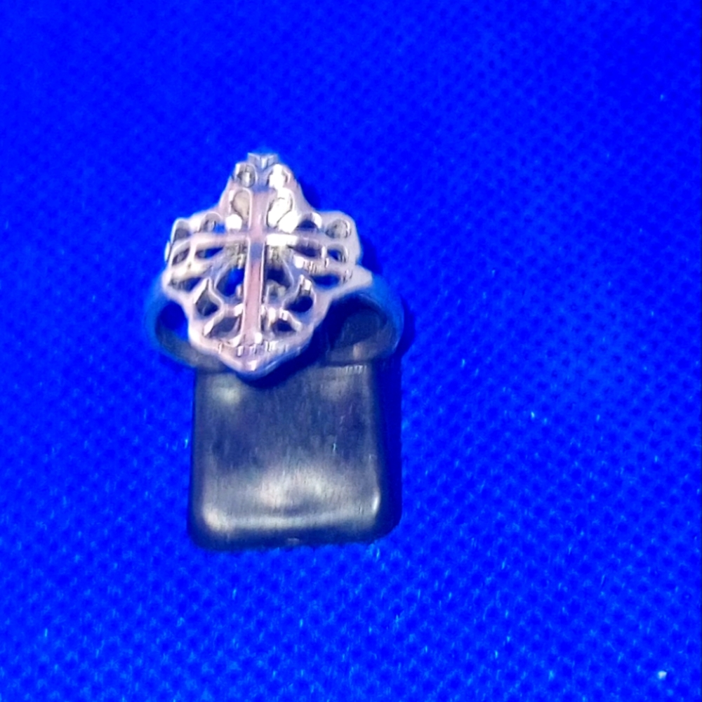 Silver Tone Victorian Cross Ring